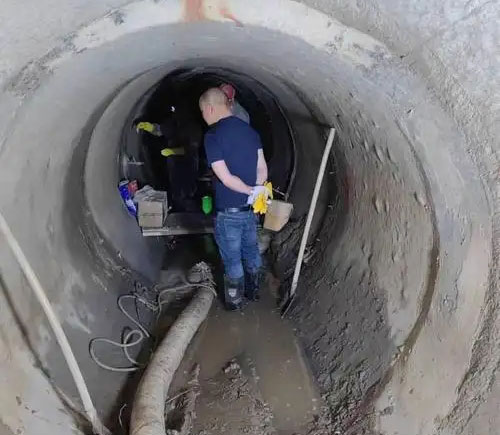 渔薪镇地铁堵漏